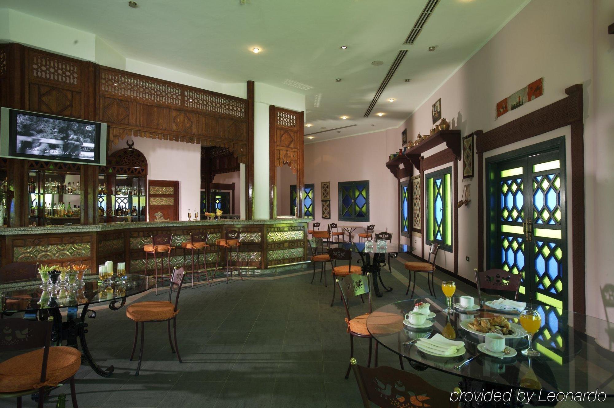 Sonesta Club Sharm El Sheikh Hotel Ресторант снимка